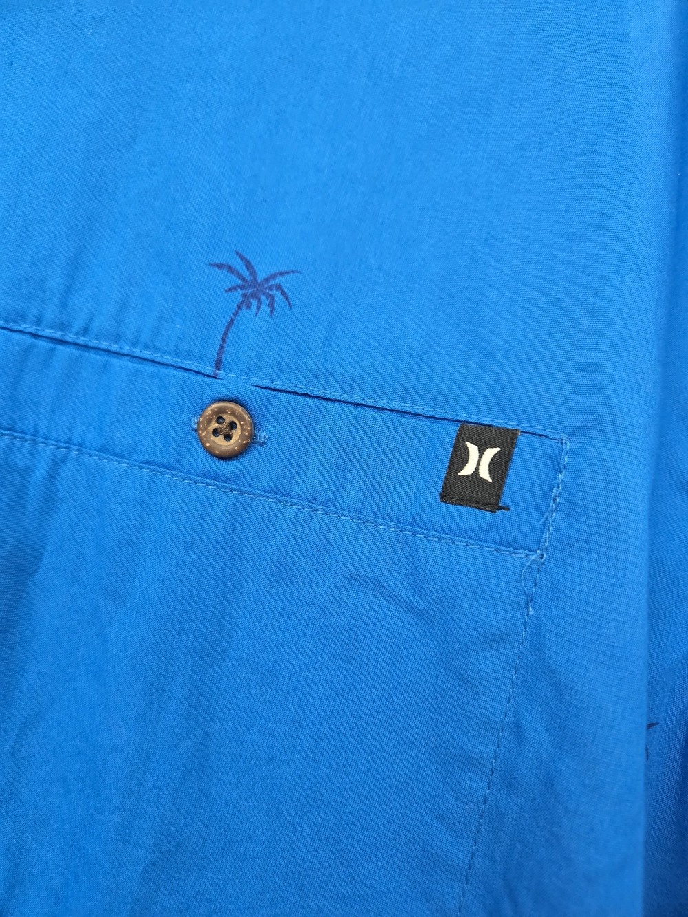 NWT Hurley Men's Short-Sleeve Blue Palm-Print Button-Up Shirt - Picture 3 of 10